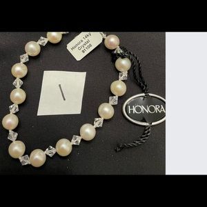 Honora 8.5”  8mm Pearl Bracelet with Crystal and 14k Clasp.